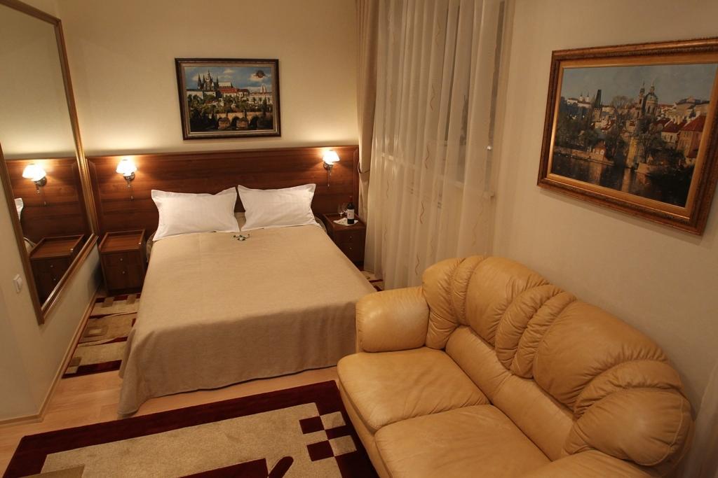 萨拉塔普拉酒店 Zaporizhia 客房 照片